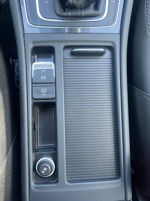 2019 VOLKSWAGEN GOLF - 40
