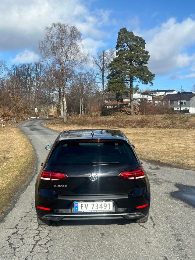 2019 VOLKSWAGEN GOLF - 8