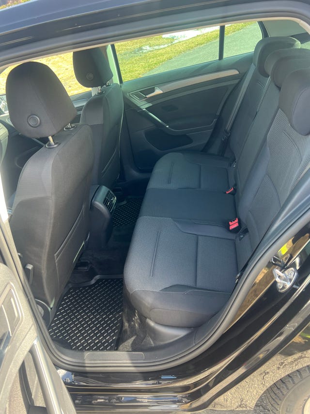 2019 VOLKSWAGEN GOLF - 17