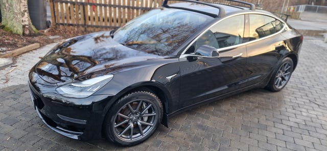 5YJ3E7EBXKF381460 2019 TESLA MODEL 3-0