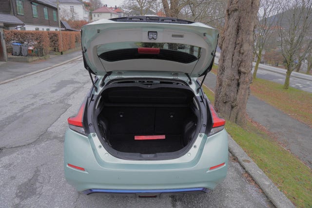 2018 NISSAN LEAF - 7