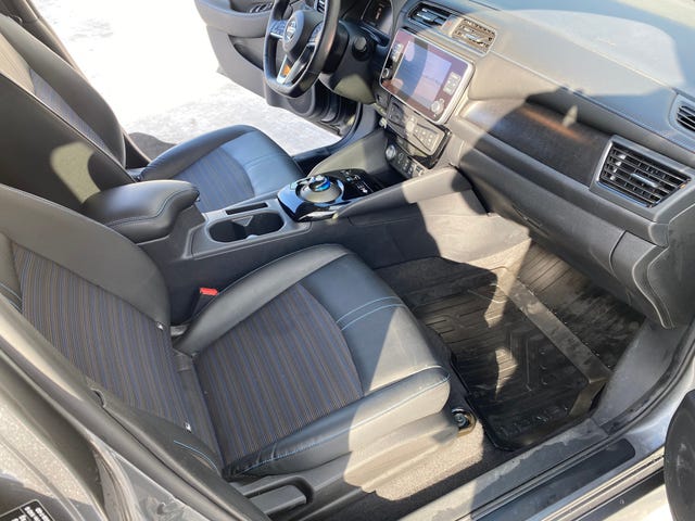 2020 NISSAN LEAF - 11