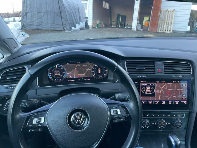 2018 VOLKSWAGEN GOLF - 8