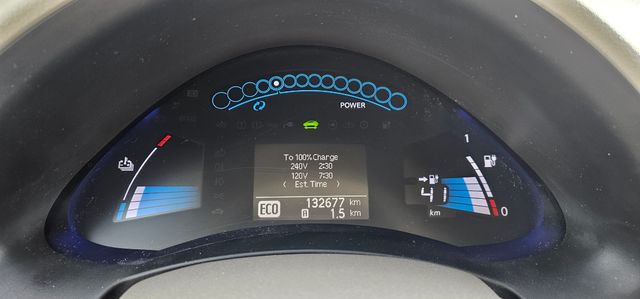 2012 NISSAN LEAF - 10