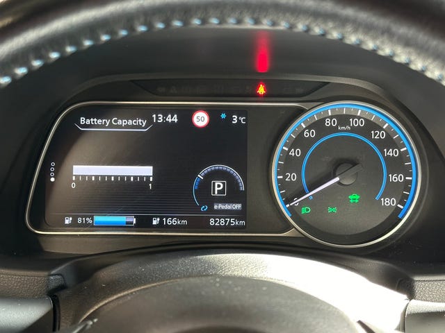 2018 NISSAN LEAF - 27