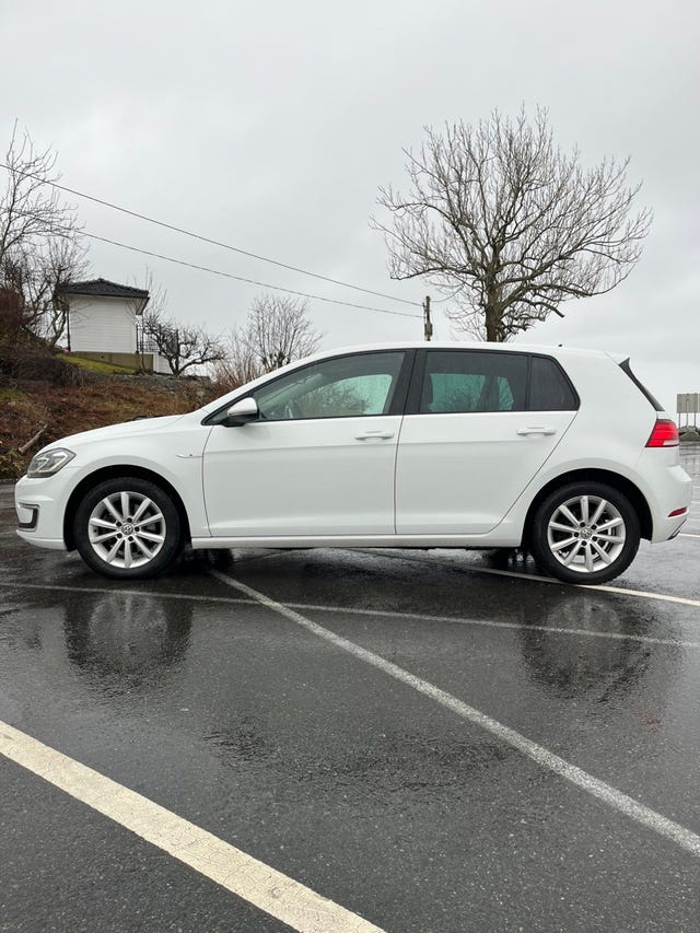 2018 VOLKSWAGEN GOLF - 10