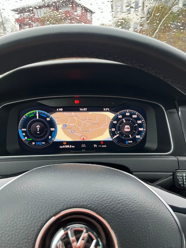 WVWZZZAUZK8901487 2018 VOLKSWAGEN GOLF-2