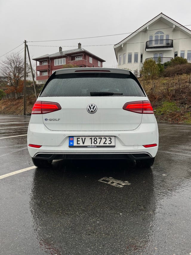 2018 VOLKSWAGEN GOLF - 8