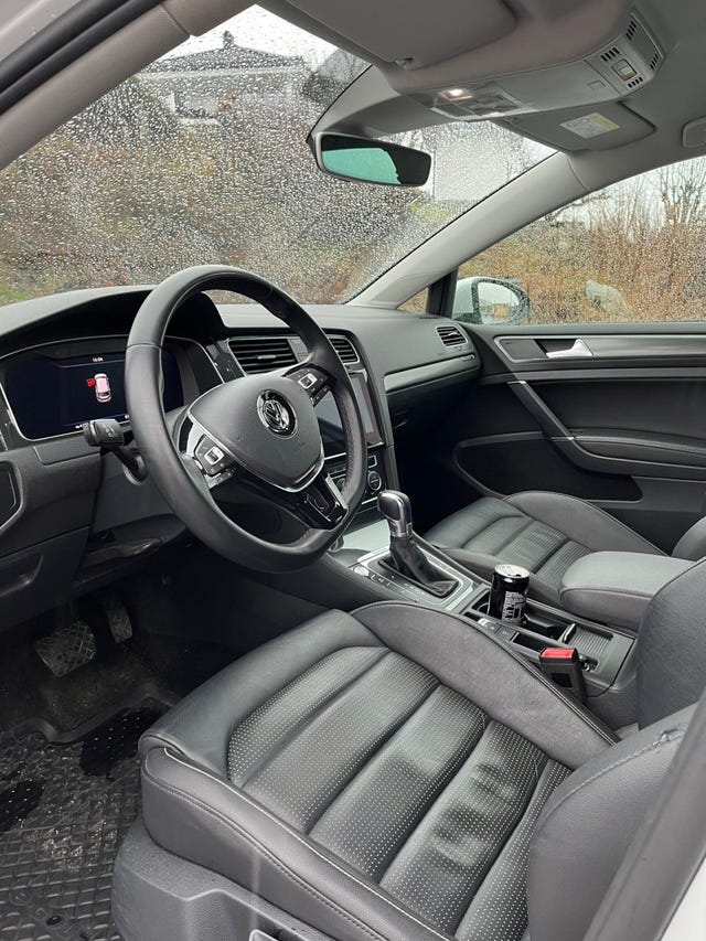 2018 VOLKSWAGEN GOLF - 12