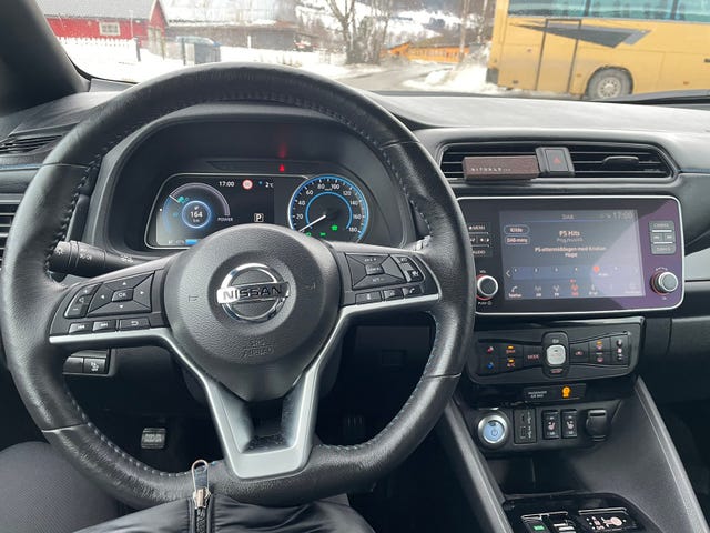 2021 NISSAN LEAF - 8