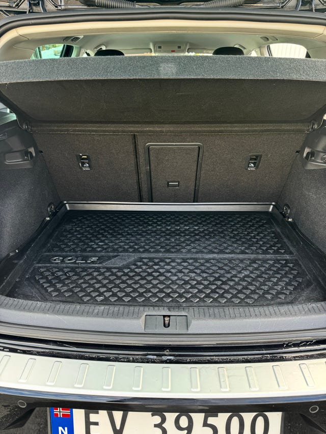 2019 VOLKSWAGEN GOLF - 17