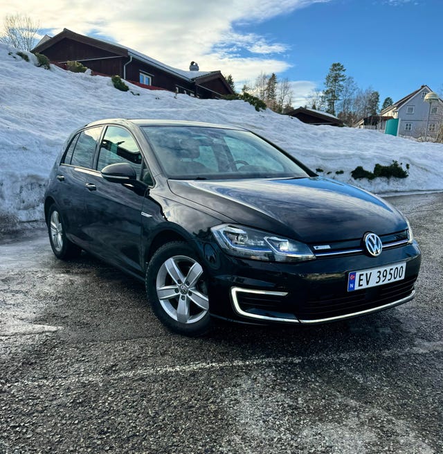 WVWZZZAUZK8906690 2019 VOLKSWAGEN GOLF-0