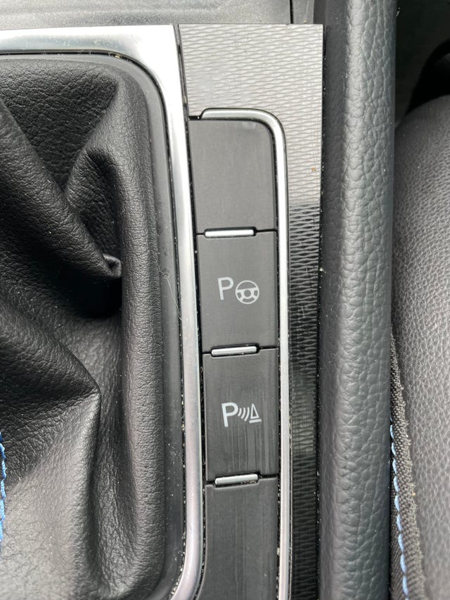 2015 VOLKSWAGEN GOLF - 17