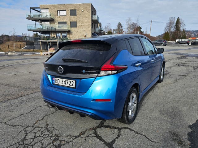 SJNFAAZE1U0144022 2021 NISSAN LEAF-2