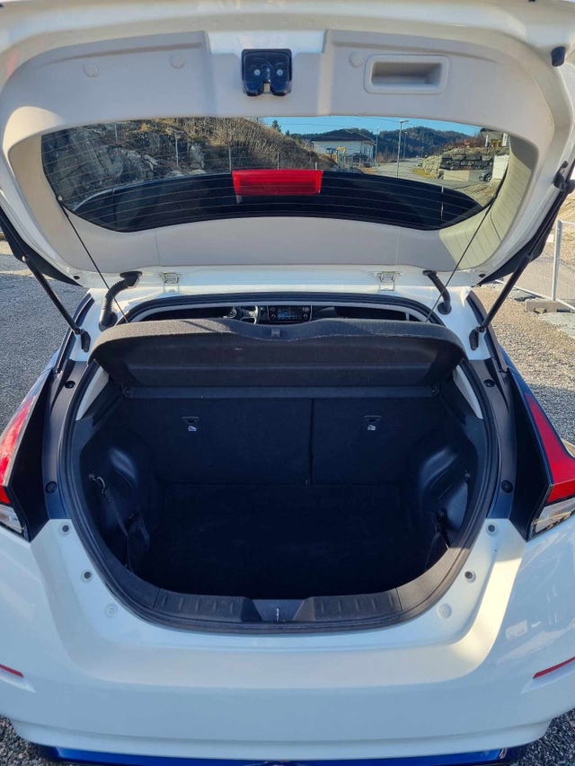 2018 NISSAN LEAF - 8