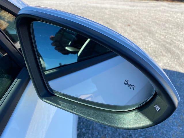 2018 VOLKSWAGEN GOLF - 16