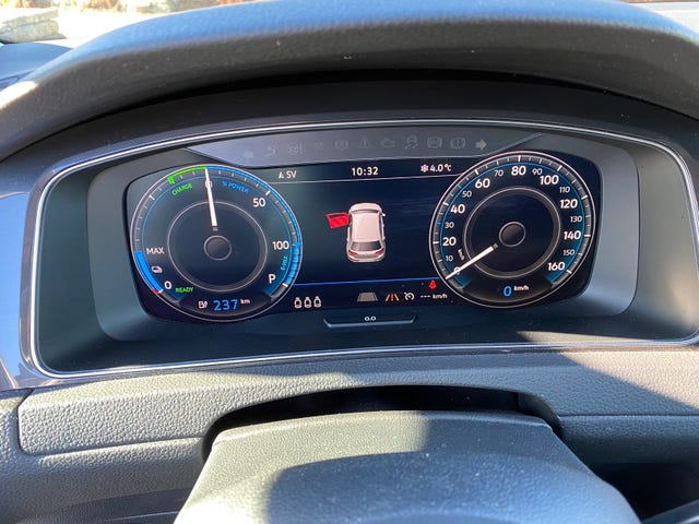 2018 VOLKSWAGEN GOLF - 12