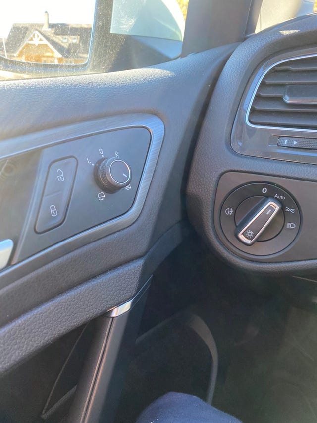 2018 VOLKSWAGEN GOLF - 19