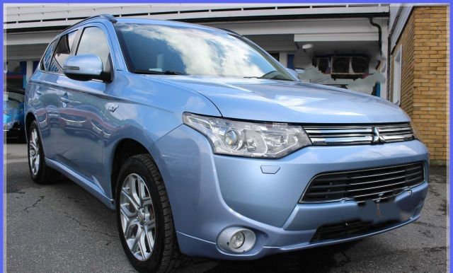 2014 MITSUBISHI OUTLANDER - 1