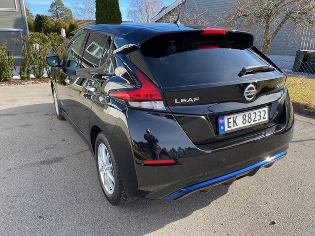 2018 NISSAN LEAF - 10