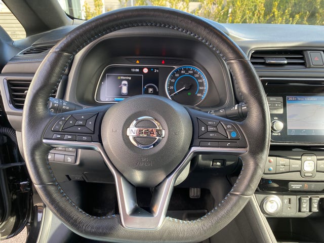 2018 NISSAN LEAF - 19