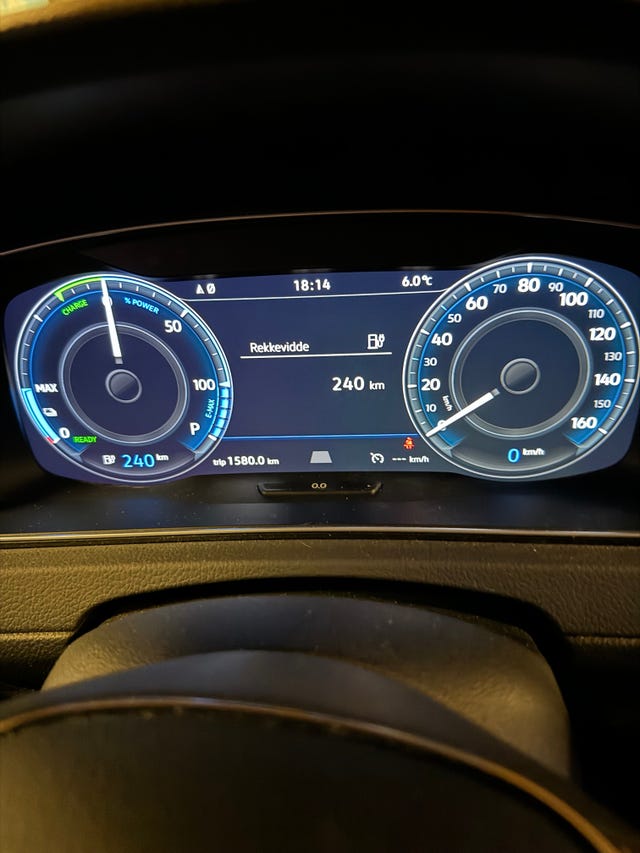 2018 VOLKSWAGEN GOLF - 19