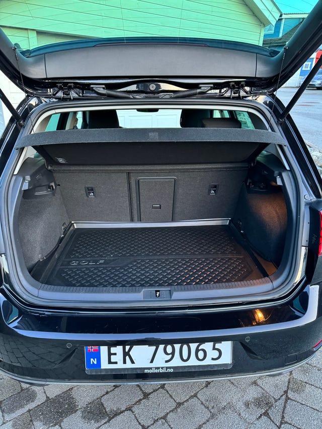 2018 VOLKSWAGEN GOLF - 12