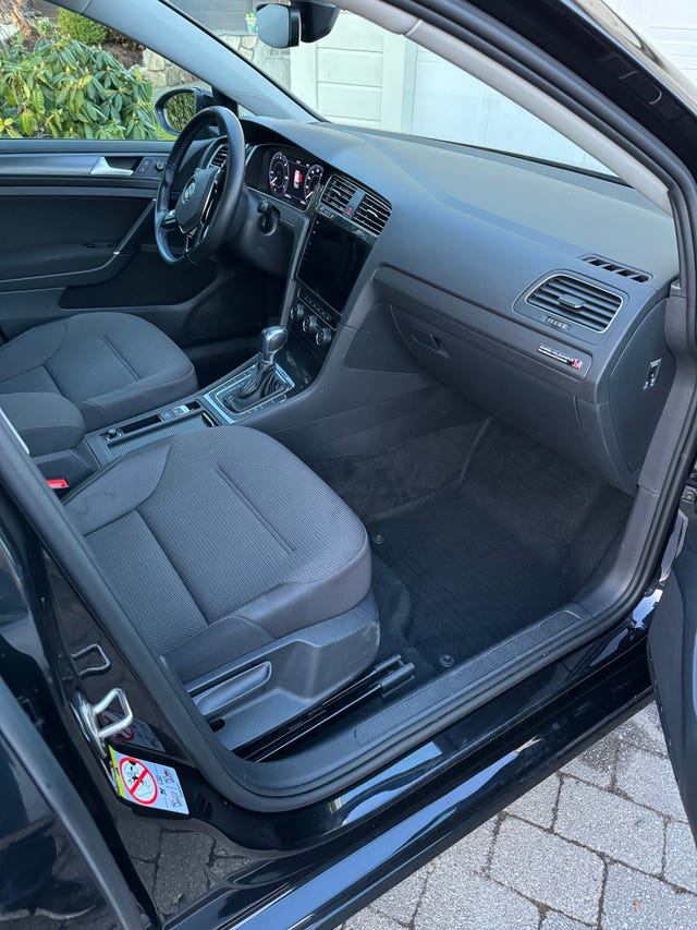 2018 VOLKSWAGEN GOLF - 14