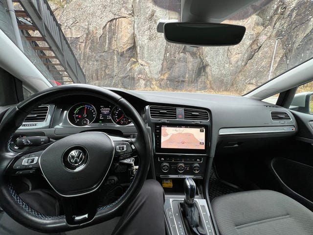 2019 VOLKSWAGEN GOLF - 9