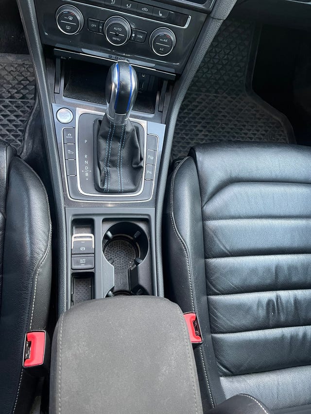 2018 VOLKSWAGEN GOLF - 14