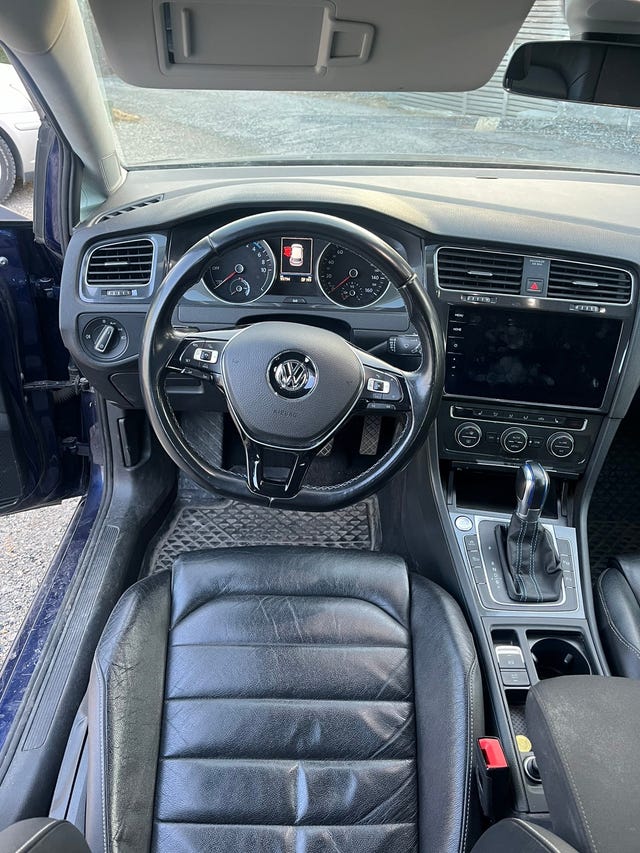 2018 VOLKSWAGEN GOLF - 16