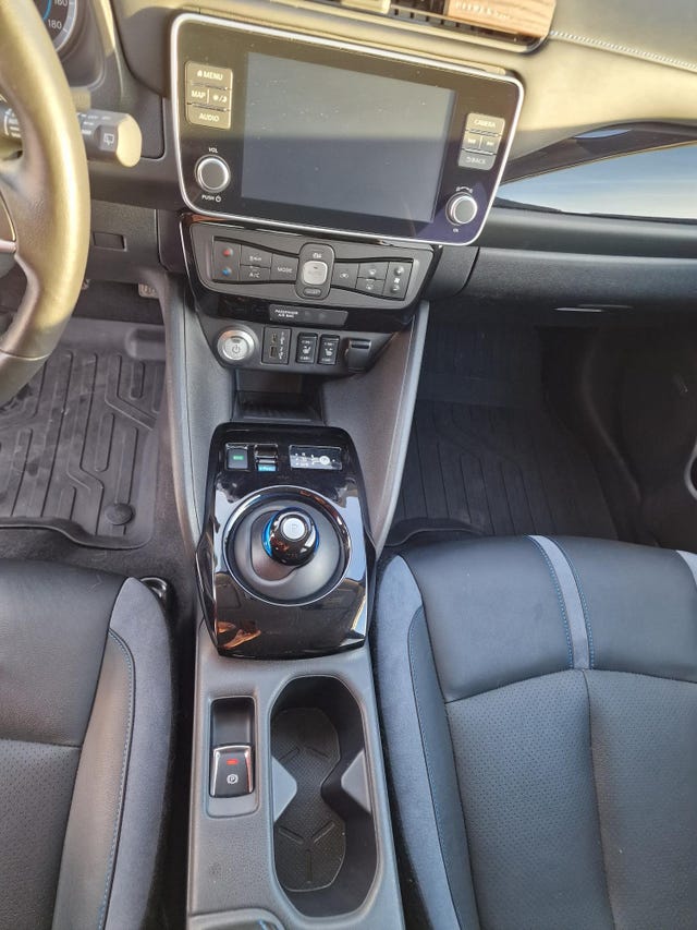 2021 NISSAN LEAF - 7