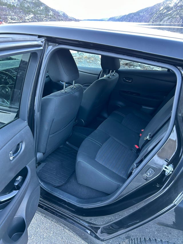 2021 NISSAN LEAF - 15