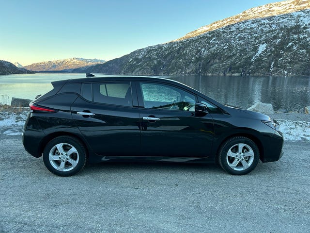 2021 NISSAN LEAF - 7