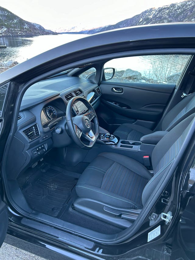 2021 NISSAN LEAF - 10
