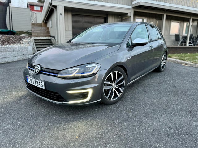 WVWZZZAUZKW915181 2019 VOLKSWAGEN GOLF-2