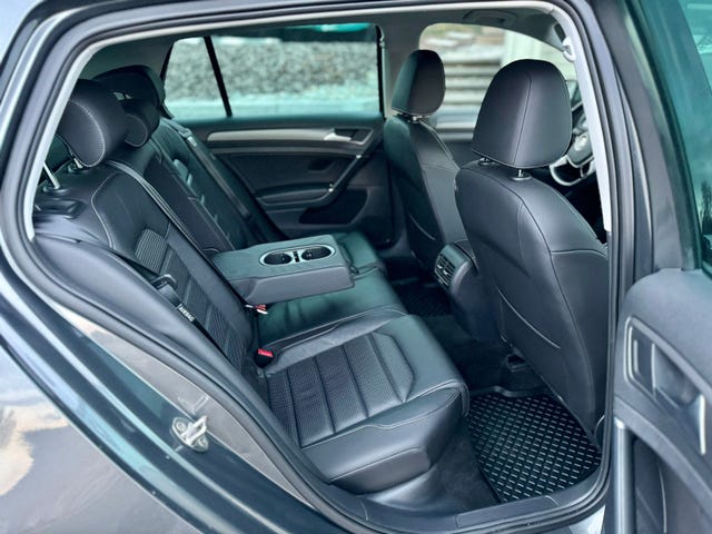 2019 VOLKSWAGEN GOLF - 11