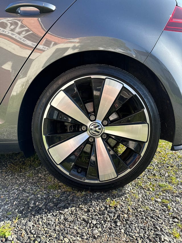 2019 VOLKSWAGEN GOLF - 16