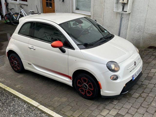 2014 FIAT 500 - 2