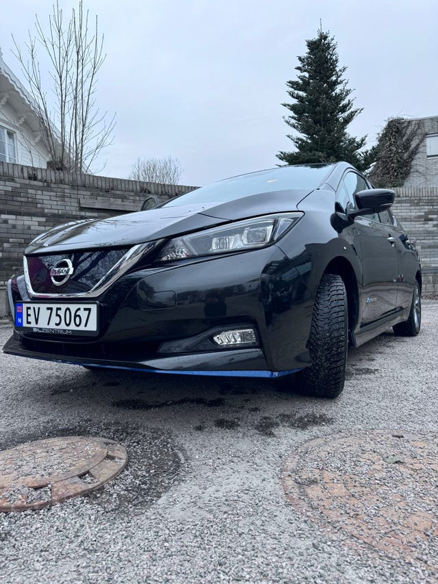 SJNFAAZE1U0090077 2021 NISSAN LEAF-2