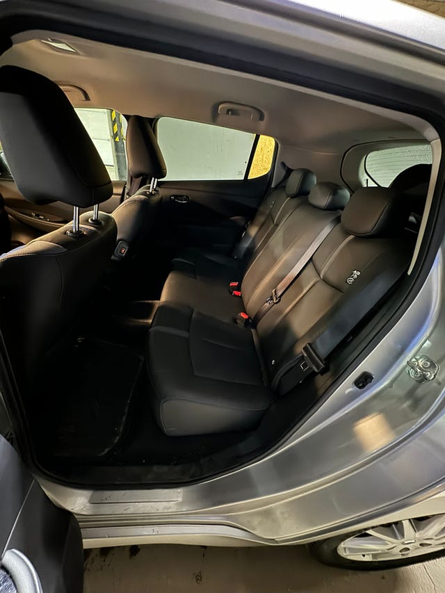 2018 NISSAN LEAF - 9