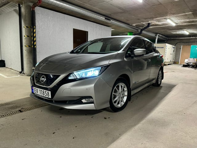 SJNFAAZE1U0022768 2018 NISSAN LEAF-0