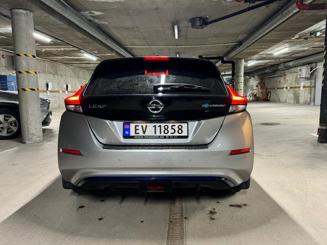 SJNFAAZE1U0022768 2018 NISSAN LEAF-5