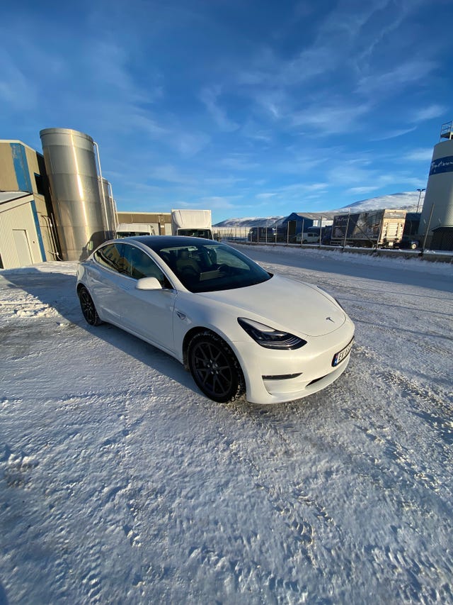 2019 TESLA MODEL 3 - 17