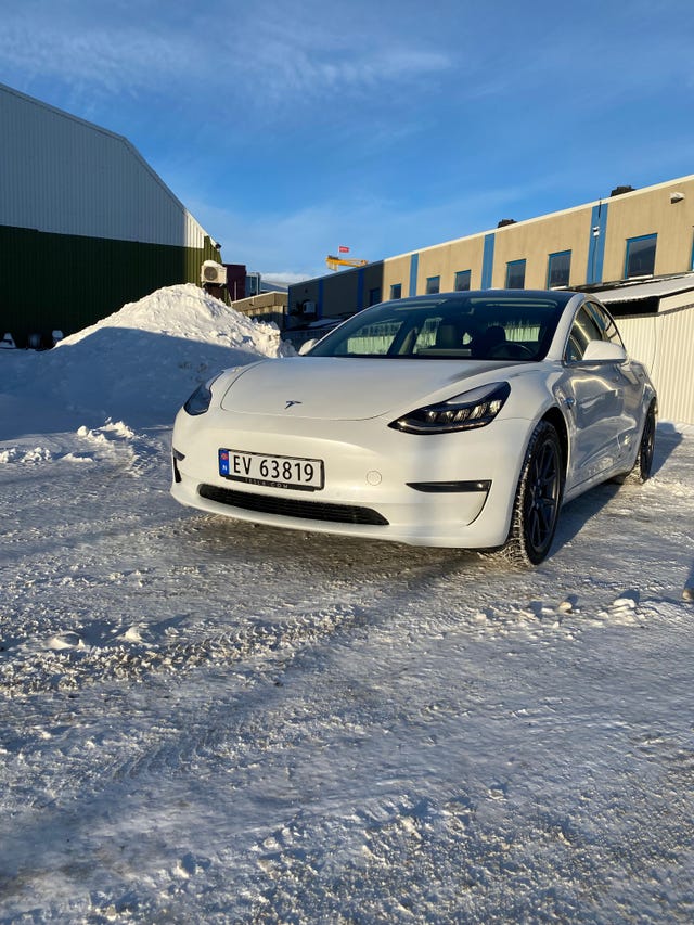 5YJ3E7EB8KF221366 2019 TESLA MODEL 3-1