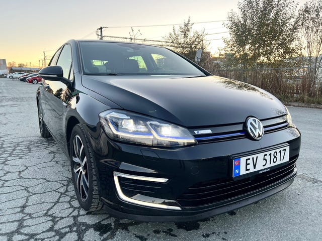 2019 VOLKSWAGEN GOLF - 8