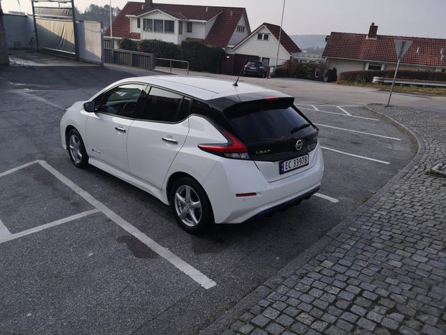 SJNFAAZE1U0066936 2020 NISSAN LEAF-2