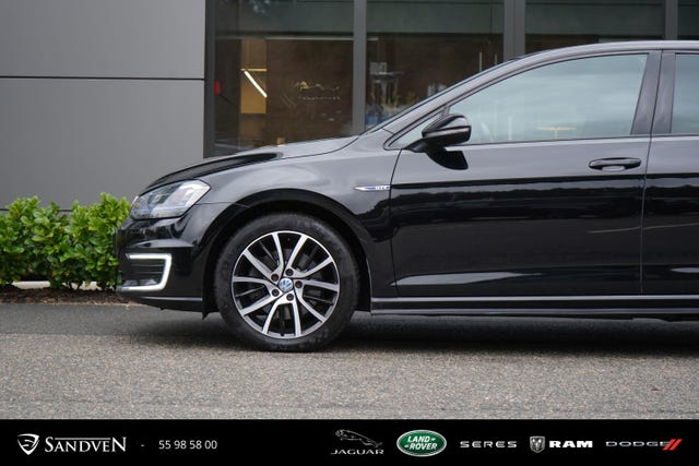 WVWZZZAUZFW803623 2015 VOLKSWAGEN GOLF-3
