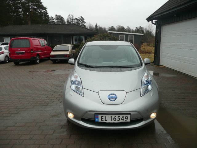 2012 NISSAN LEAF - 2