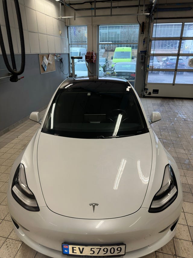 5YJ3E7EBXKF202446 2019 TESLA MODEL 3-5